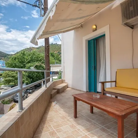 Puerto Seaside Rooms Akhladheri Exterior photo