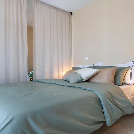 Puerto Seaside Rooms Akhladheri Exterior photo